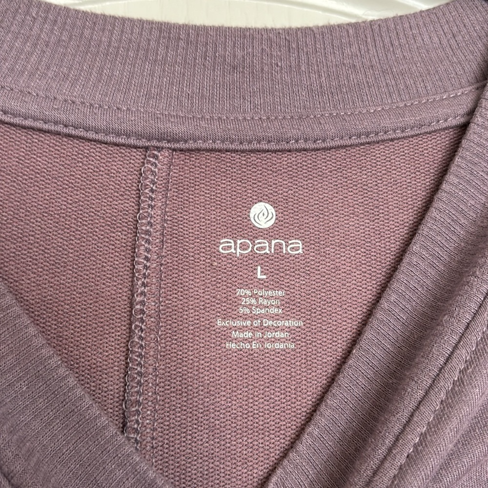 Size large Apana sweatshirt. Super soft. - Picture 4 of 5